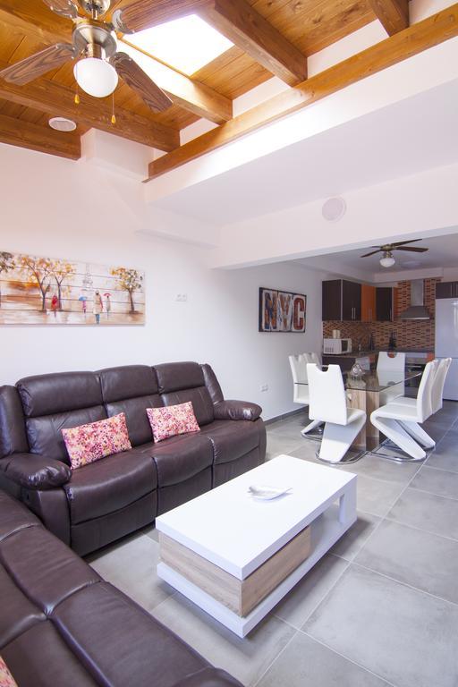 Anju Villas Los Delfines Bravo'S Apartments Κοραλέχο Εξωτερικό φωτογραφία
